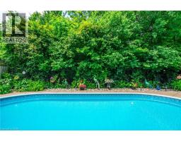 26 SHADETREE Crescent - 45
