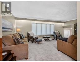 17 MONTGOMERY Road - 12