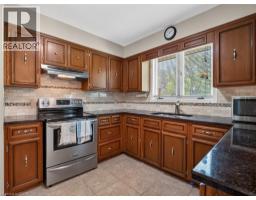 17 MONTGOMERY Road - 15