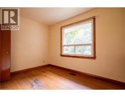 6 RICHARD Avenue - 19