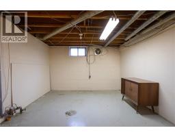 6 RICHARD Avenue - 21