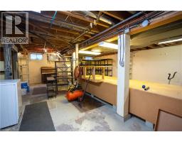 6 RICHARD Avenue - 22