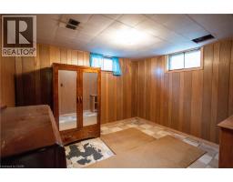 6 RICHARD Avenue - 28