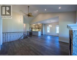 63 REGATTA Drive - 16
