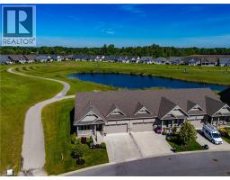 63 REGATTA Drive - 34