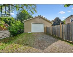 8 CROSS Street - 30