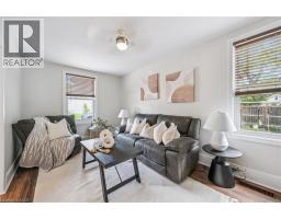 8 CROSS Street - 6