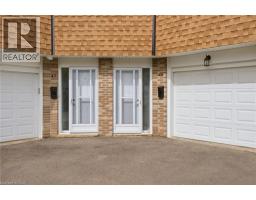 60 ELMSDALE Drive UnitNo. 46 - 7