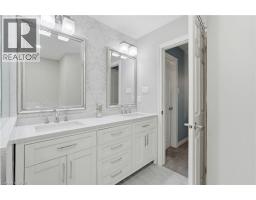 58 ANDERSON Court - 28