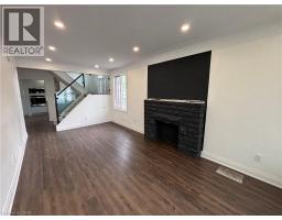 122 QUEENSDALE Avenue E - 3