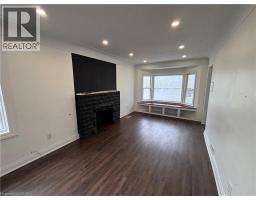 122 QUEENSDALE Avenue E - 4