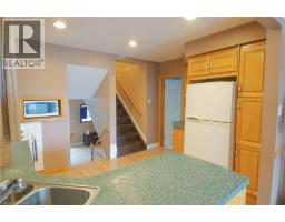 477 UPPER GAGE Avenue - 4