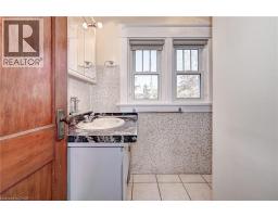 147 E COURTLAND Avenue - 21