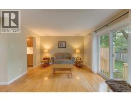 465 WOOLWICH Street UnitNo. 8 - 12