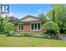 6 KELLY Avenue - 18