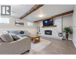 6 KELLY Avenue - 21