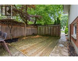 6 KELLY Avenue - 30