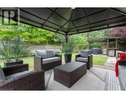 6 KELLY Avenue - 32