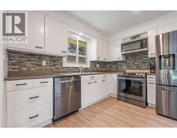 6 KELLY Avenue - 6