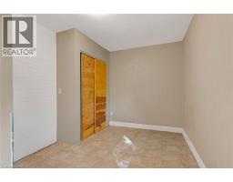 91 CHARLES Street E - 12