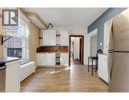 91 CHARLES Street E - 14