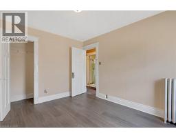 91 CHARLES Street E - 18