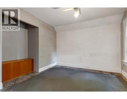 91 CHARLES Street E - 24