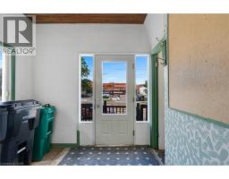 91 CHARLES Street E - 28