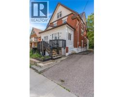 91 CHARLES Street E - 3