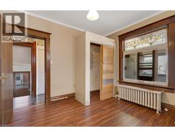 91 CHARLES Street E - 6
