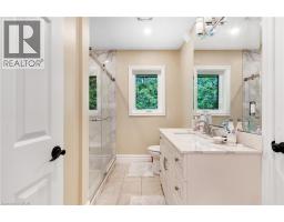 11 HIGHGROVE Court - 33