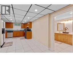 11 HIGHGROVE Court - 39