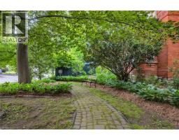 105 VANSITTART Avenue - 11
