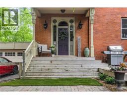 105 VANSITTART Avenue - 9