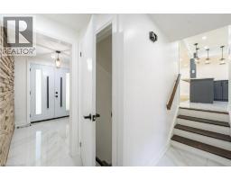 21 HALLIWELL Drive - 11