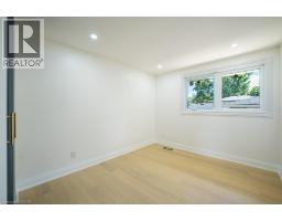 21 HALLIWELL Drive - 23