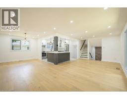 21 HALLIWELL Drive - 6