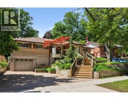 57 MAPLEWOOD Place - 1