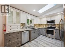 57 MAPLEWOOD Place - 14