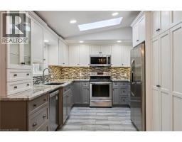57 MAPLEWOOD Place - 15