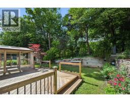 57 MAPLEWOOD Place - 6
