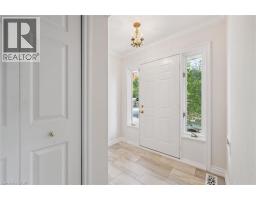 57 MAPLEWOOD Place - 9