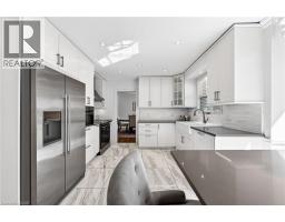 5 MAYS Crescent - 14