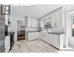 5 MAYS Crescent - 17