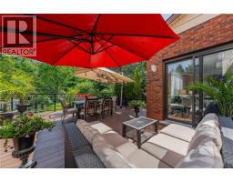 5 MAYS Crescent - 24