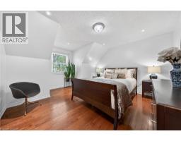 5 MAYS Crescent - 31