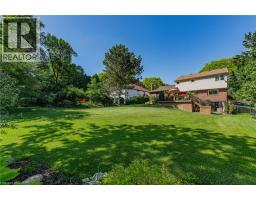 5 MAYS Crescent - 45