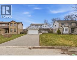 107 ROSE BRIDGE Crescent - 3