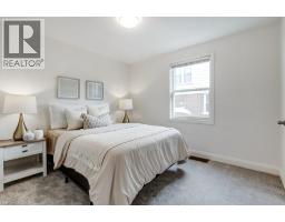 202 ERINDALE Avenue - 18