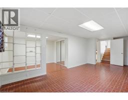 94 WENDOVER Drive - 33